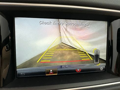 Certified 2017 Mercedes-Benz SL 550 image 21