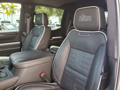 Used 2024 GMC Sierra 1500 AT4X w/ AT4X AEV Edition AWD/4WD image 20