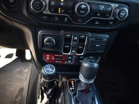 Used 2021 Jeep Wrangler Unlimited Rubicon image 22