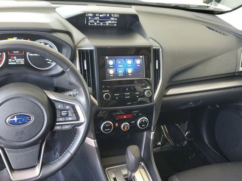 Used 2020 Subaru Forester Premium AWD/4WD image 18