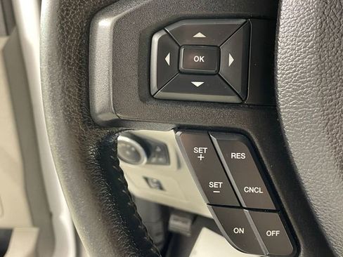 Used 2015 Ford F150 XLT w/ Equipment Group 302A Luxury image 13