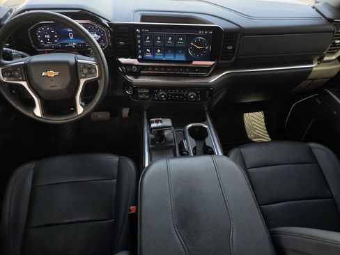 Used 2023 Chevrolet Silverado 1500 LTZ w/ Z71 Off-Road Package AWD/4WD image 12