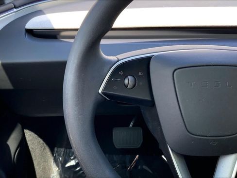 Used 2024 Tesla Model 3 Standard Range RWD image 22