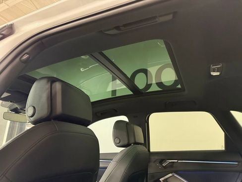 Used 2023 Audi Q3 2.0T Premium Plus w/ Premium Plus Package image 18