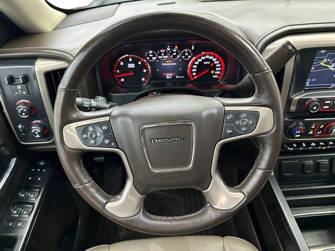 Used 2016 GMC Sierra 1500 Denali w/ Enhanced Driver Alert Package AWD/4WD image 26