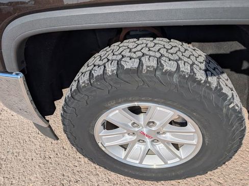 Used 2018 GMC Sierra 1500 SLE w/ SLE Value Package image 13