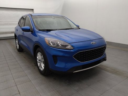 Used 2020 Ford Escape SE image 13