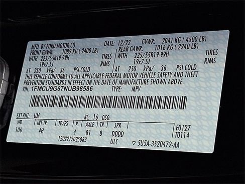 Used 2022 Ford Escape SE w/ SE Sport Appearance Package image 27