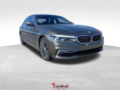 Used 2018 BMW 540i xDrive image 1