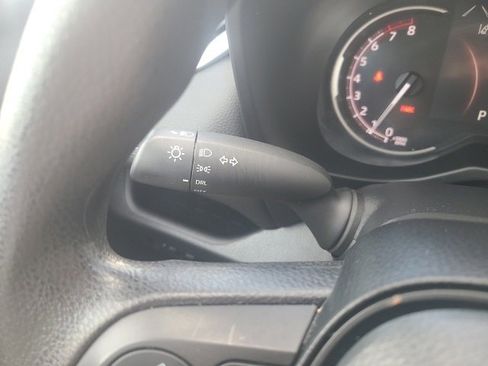 Used 2024 Toyota RAV4 LE image 22