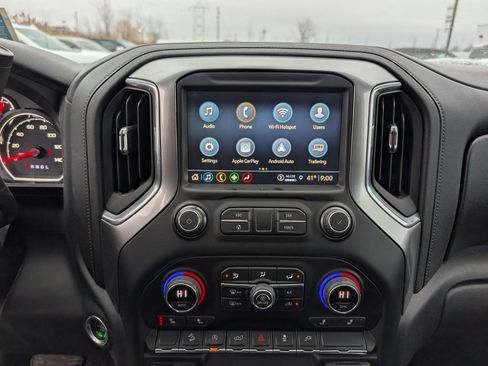 Used 2021 Chevrolet Silverado 1500 LT Trail Boss w/ Convenience Package II image 11