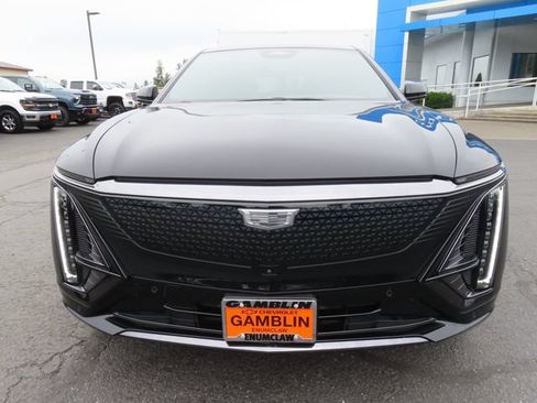 Used 2024 Cadillac Lyriq Sport RWD image 2