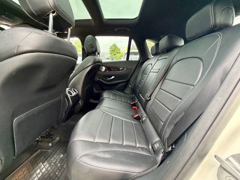Used 2017 Mercedes-Benz GLC 300 4MATIC image 20