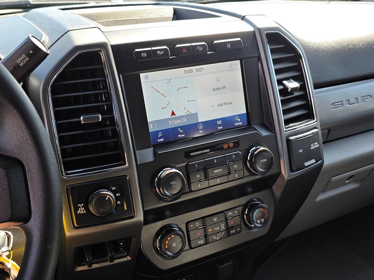 Used 2020 Ford F250 XLT w/ XLT Premium Package AWD/4WD image 32