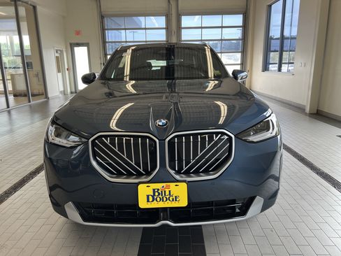 Used 2026 BMW X3 xDrive30 w/ Premium Package image 2