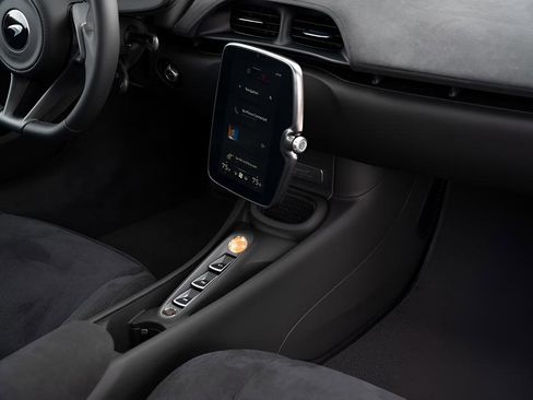 New 2026 McLaren Artura Spider RWD image 46