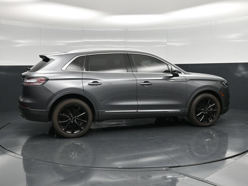 Used 2022 Lincoln Nautilus Reserve w/ Monochromatic Package AWD/4WD image 4
