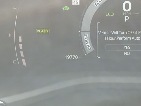 Used 2025 Toyota Camry LE FWD image 22