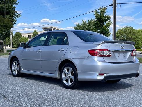 Used 2011 Toyota Corolla S FWD image 5