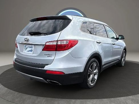 Used 2015 Hyundai Santa Fe Limited w/ Option Group 04 FWD image 10