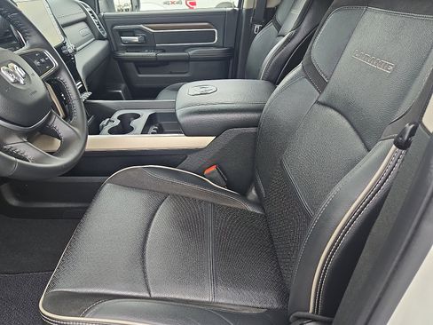 Used 2024 RAM 2500 Laramie image 14