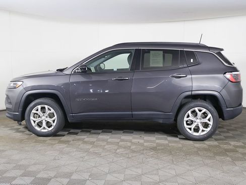 Used 2024 Jeep Compass Latitude AWD/4WD image 14
