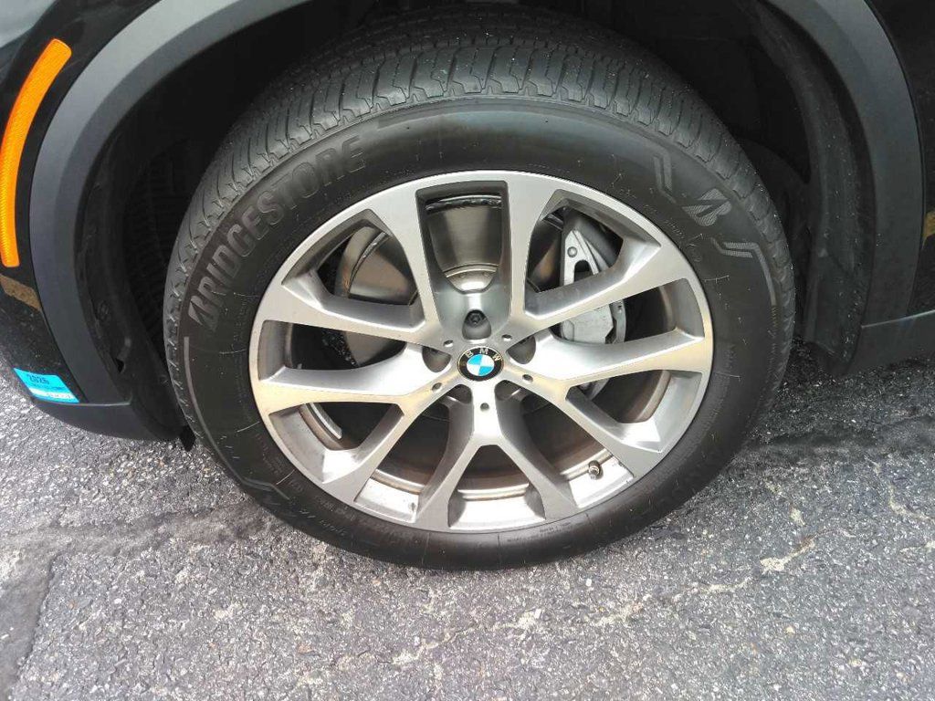 Used 2026 BMW X5 xDrive40i w/ Climate Comfort Package AWD/4WD image 16