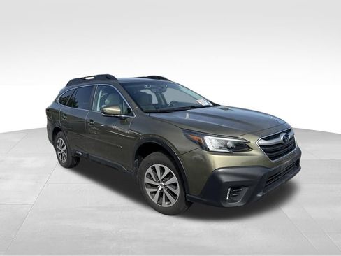 Used 2021 Subaru Outback Premium AWD/4WD image 9