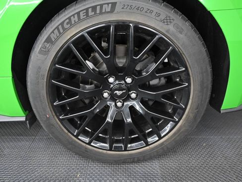 Used 2019 Ford Mustang GT Premium w/ GT Performance Package RWD image 43