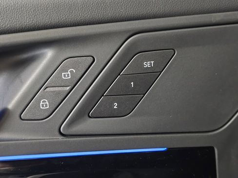 New 2026 BMW X1 xDrive28i w/ Technology Package AWD/4WD image 14