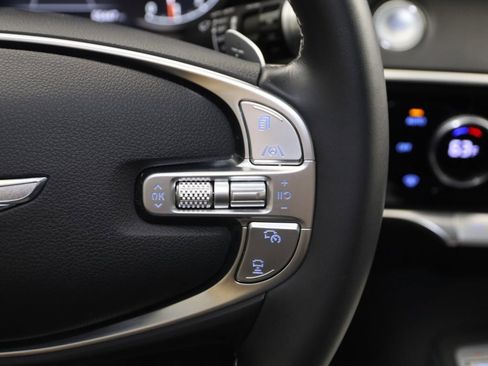 Used 2022 Genesis GV70 2.5T w/ Select Package image 40