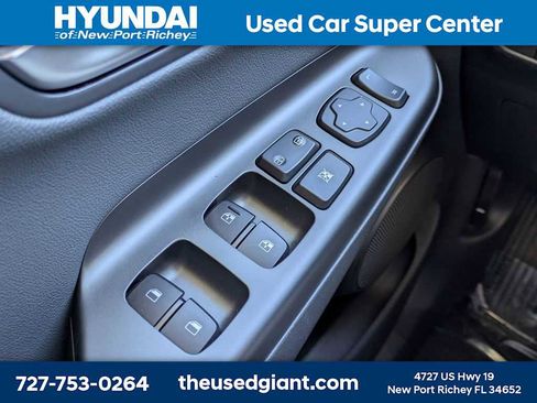 Used 2023 Hyundai Kona Limited image 35