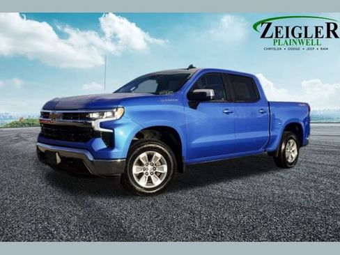 Used 2025 Chevrolet Silverado 1500 LT image 1
