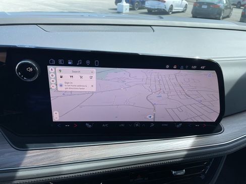 New 2026 Chevrolet Suburban Z71 w/ Comfort Package image 12