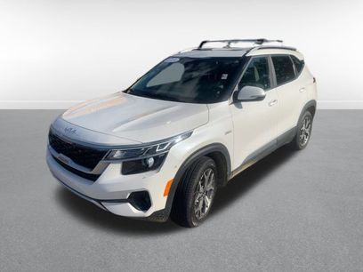 Used 2022 Kia Seltos EX
