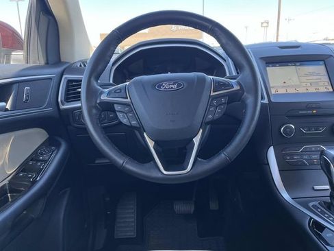 Used 2018 Ford Edge SEL w/ Equipment Group 201A AWD/4WD image 14