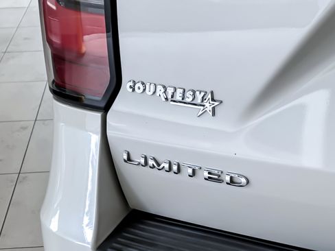 Certified 2018 Ford Expedition Max Limited w/ Equipment Group 302A AWD/4WD image 29
