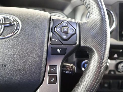 Certified 2019 Toyota Tacoma TRD Sport image 17