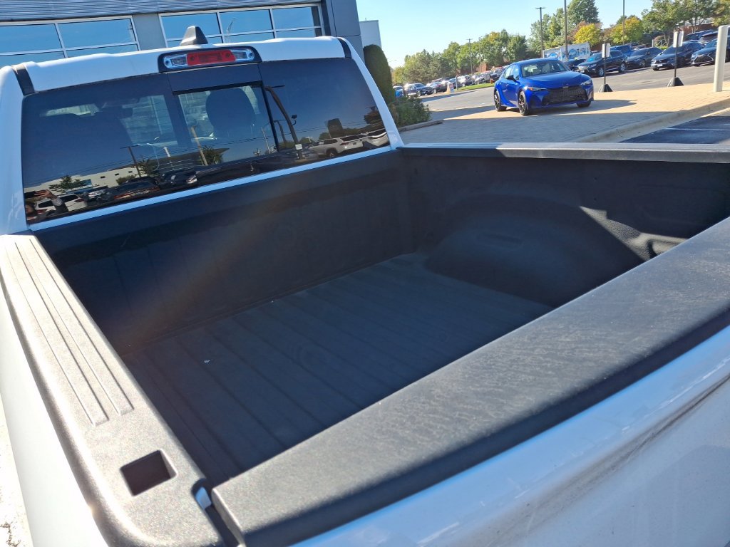 Used 2021 RAM 1500 Big Horn AWD/4WD image 4