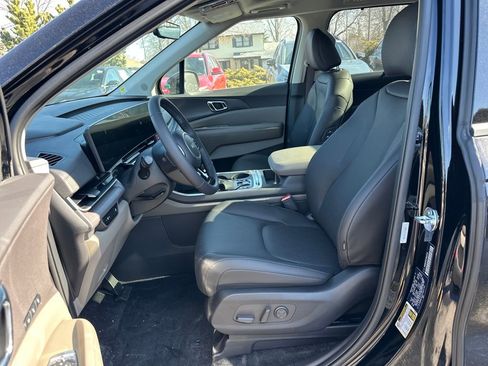 New 2026 Kia Carnival SX image 9