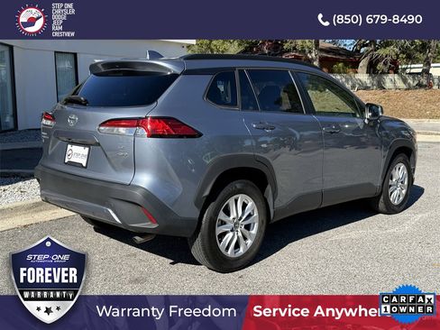 Used 2023 Toyota Corolla Cross LE image 5