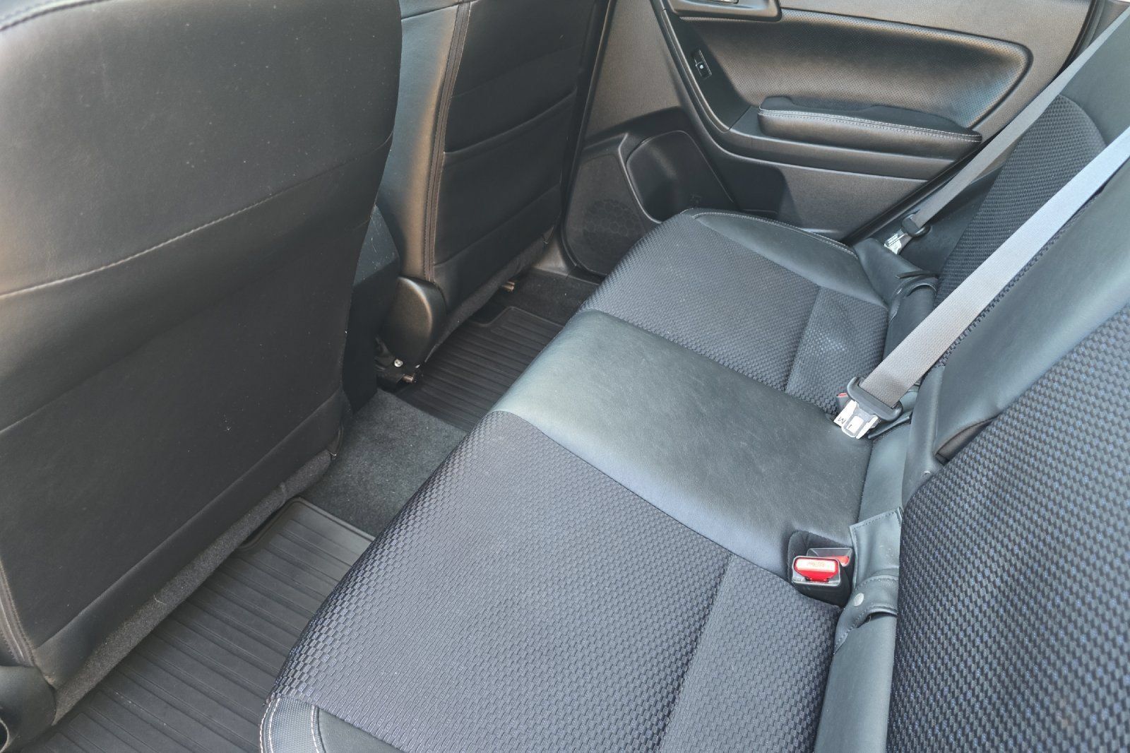 Used 2017 Subaru Forester 2.0XT Premium AWD/4WD image 9