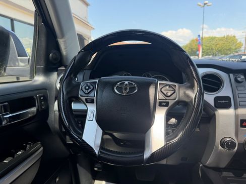 Used 2014 Toyota Tundra Platinum AWD/4WD image 16
