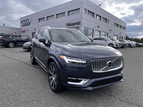 Certified 2024 Volvo XC90 T8 Ultimate image 1