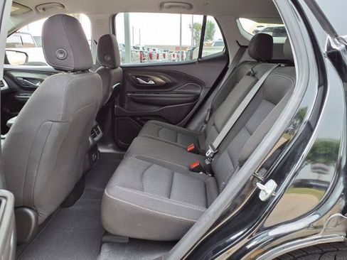 Used 2022 GMC Terrain SLE w/ Driver Convenience Package FWD image 19