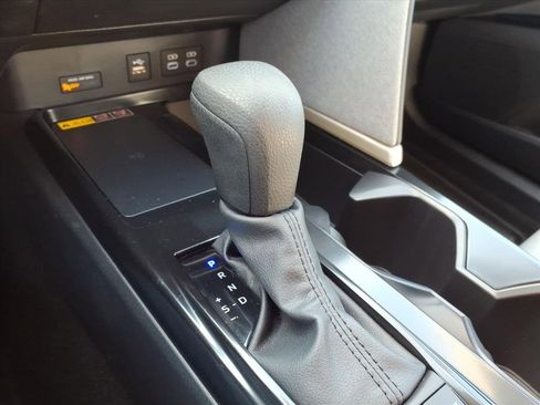 Used 2025 Toyota Camry LE image 29