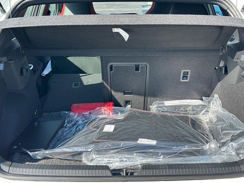 New 2026 Volkswagen Golf SE image 4