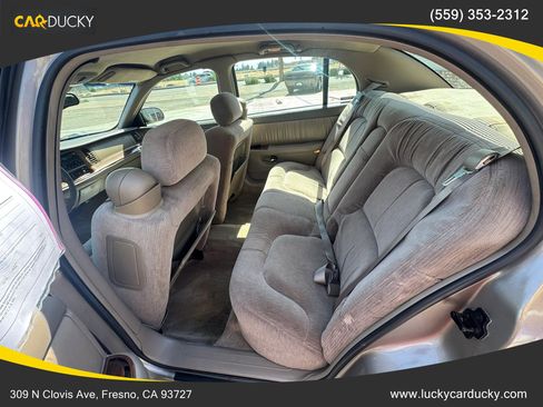 Used 2000 Buick Park Avenue w/ 1SE Opt Pkg FWD image 17