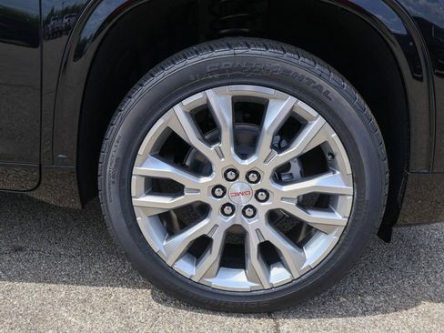New 2026 GMC Acadia Denali AWD/4WD image 37