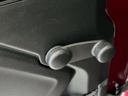 Used 2021 Jeep Gladiator Sport AWD/4WD image 18